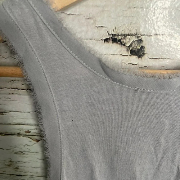 Halston gray tank top blouse size small - Picture 8 of 10